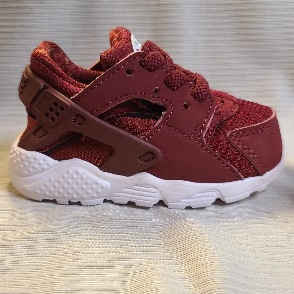EUC Nike Infant Hurachi Run - Picture 9 of 13